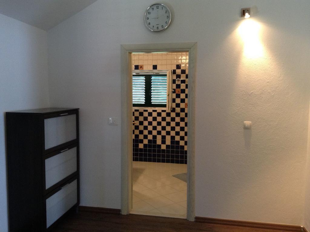 Apartments Vila Oksana Mimice Zewnętrze zdjęcie